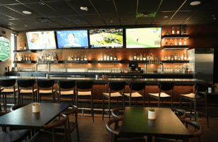 19th Hole Bar and Grill