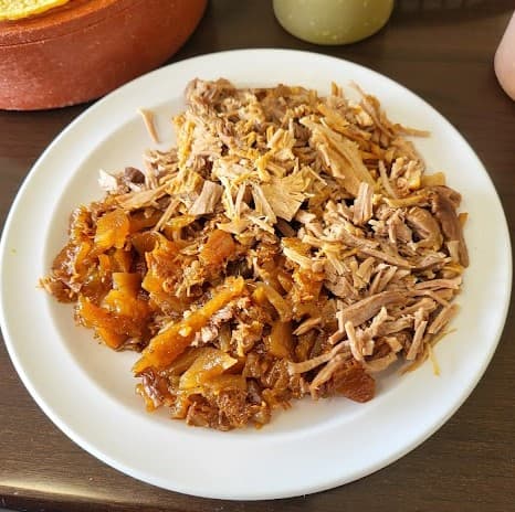 Los Cuñados Mexican Grill