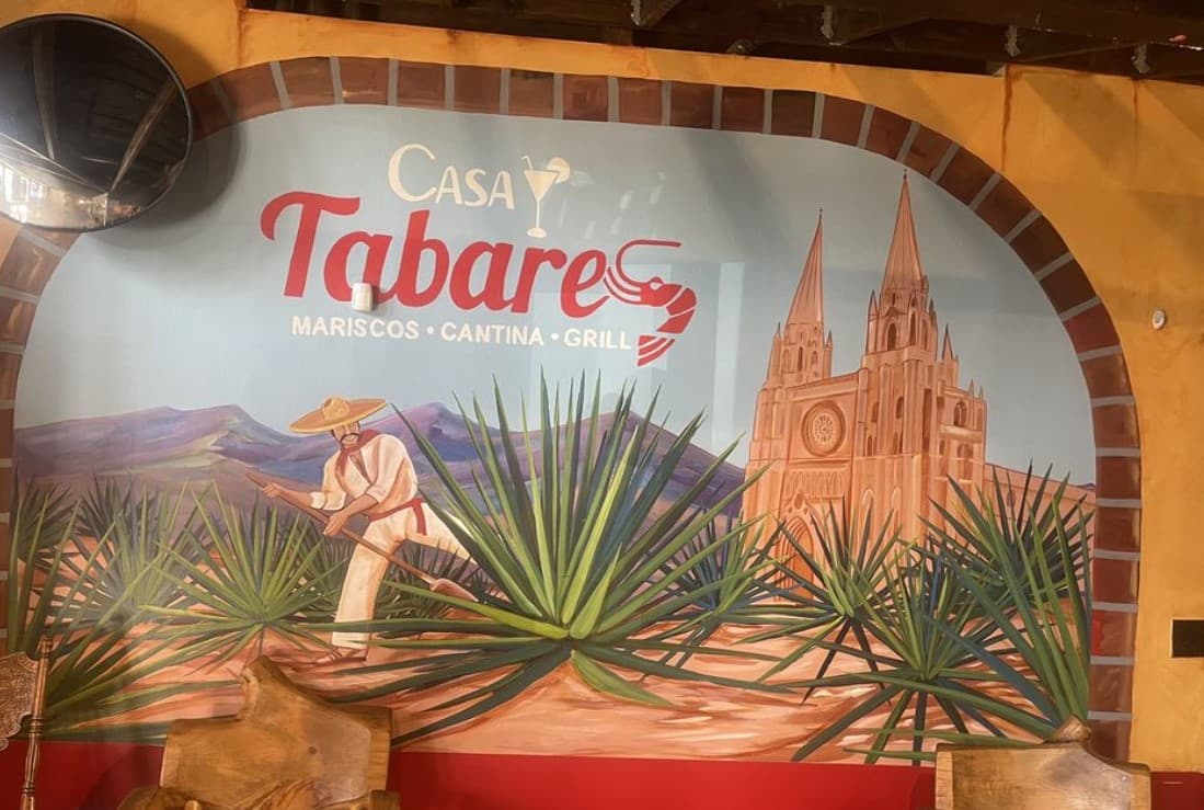 Casa Tabares logo